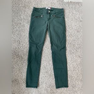 Cabi skinny jeans with zipper pocket